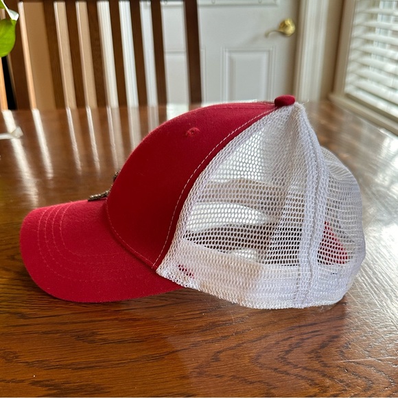 Black and red rhinestone/flower SnapBack trucker hat - Picture 6 of 7